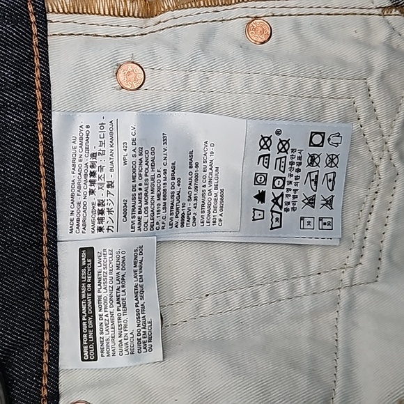 Levi's Dark Blue 541 Jean Shorts - Picture 4 of 4